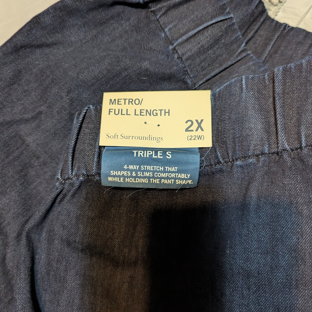 NWT Soft Surroundings Women's Dark Blue jeans - Picture 4 of 6